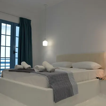 Cava Boutique ホテル